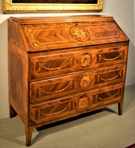 Bureau Lombard d'époque Louis XVI vers 1770 - Mobilier Style Louis XVI